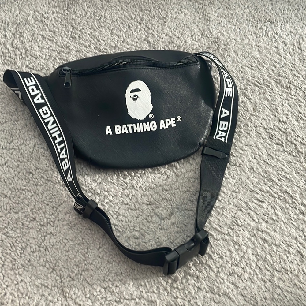 A bathing ape Fanny pack new bape